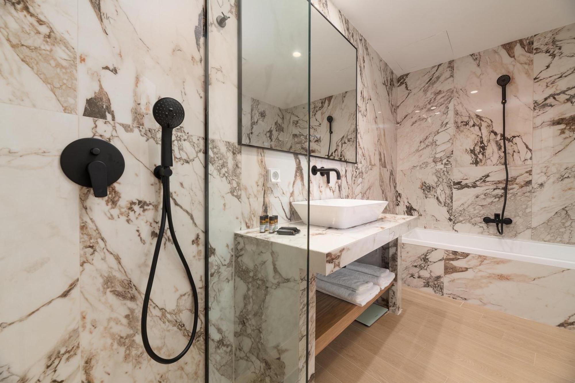 The 12Th City Hotel Rhodes City Екстер'єр фото