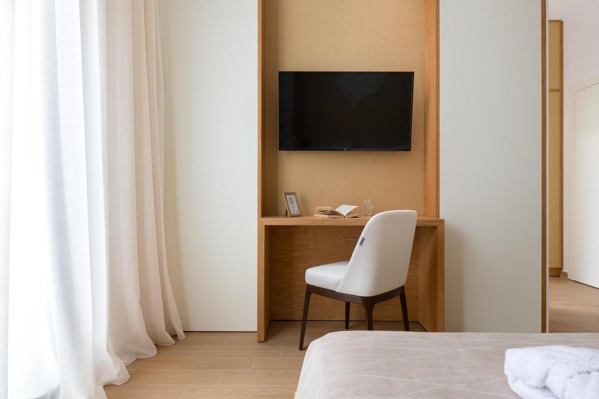 The 12Th City Hotel Rhodes City Екстер'єр фото