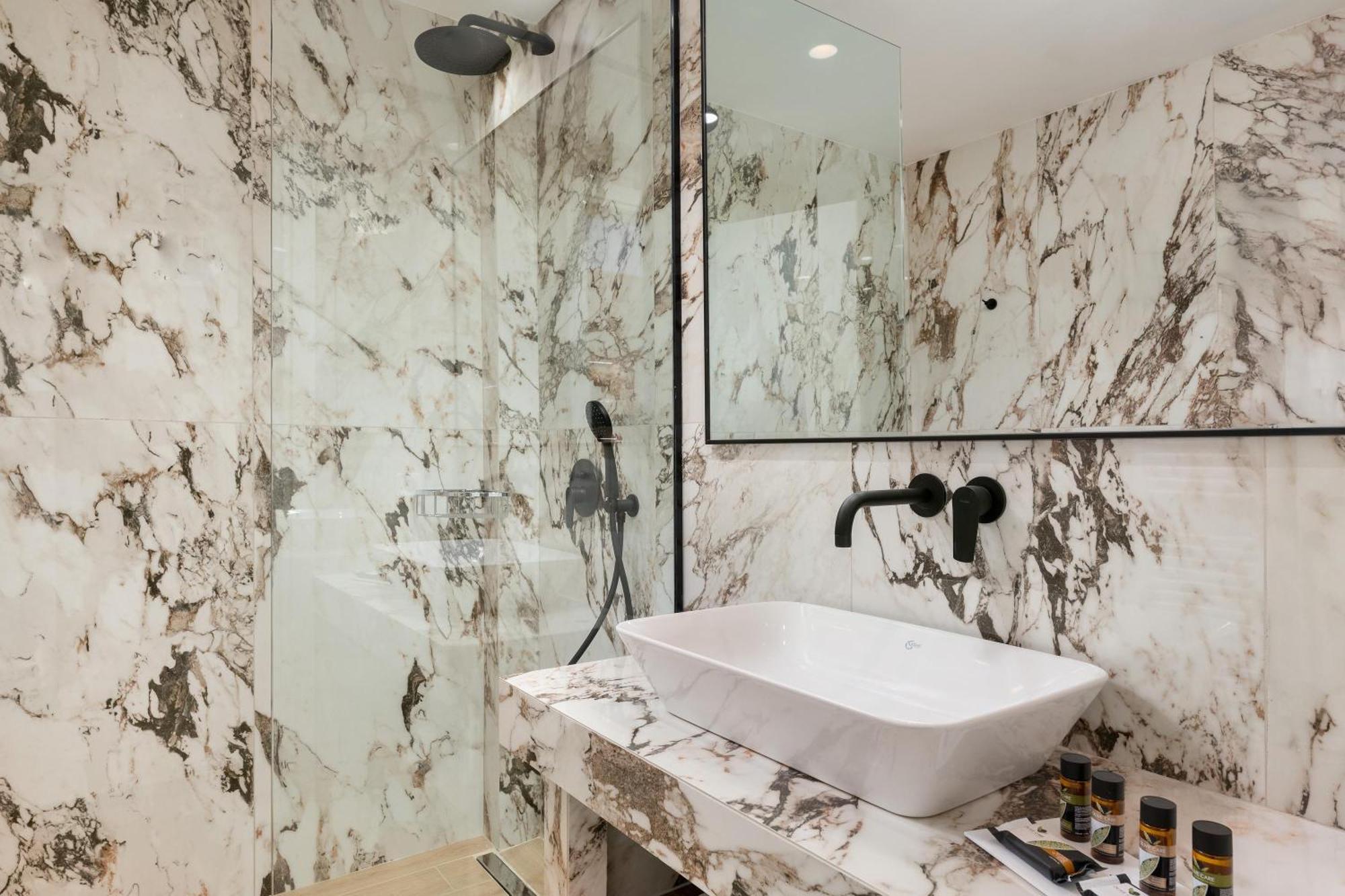 The 12Th City Hotel Rhodes City Екстер'єр фото